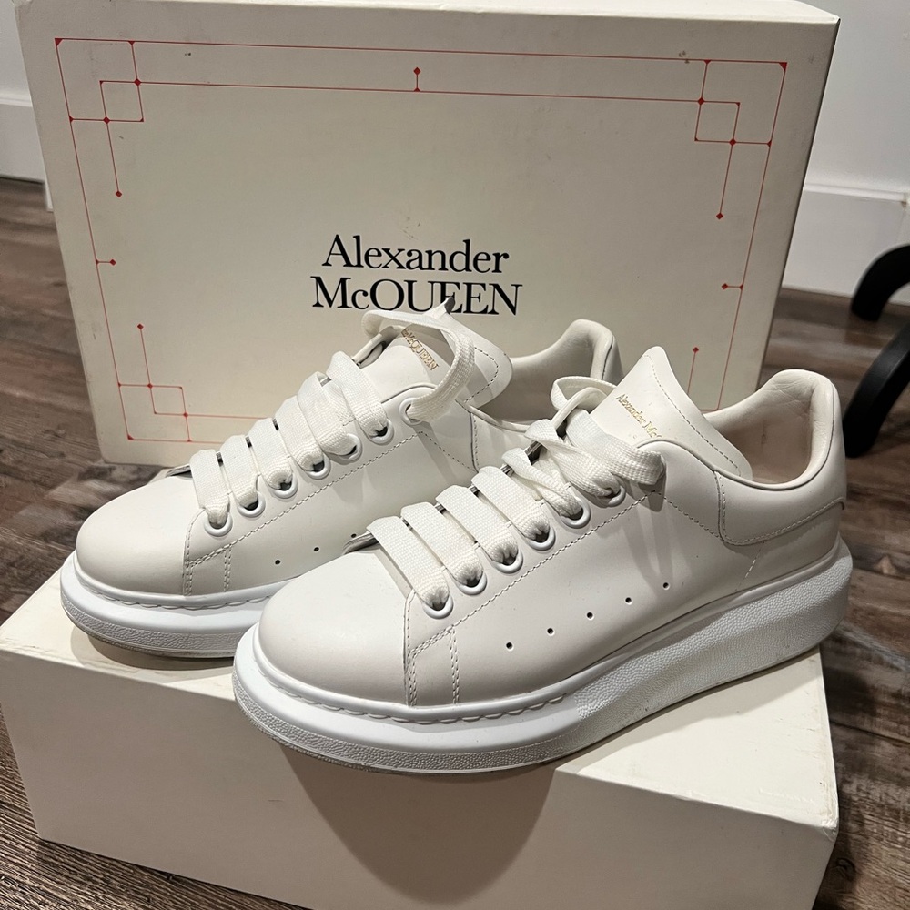 Alexander McQueen Women White Sneakers